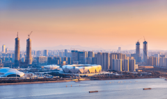 而是借帮地铁上盖的